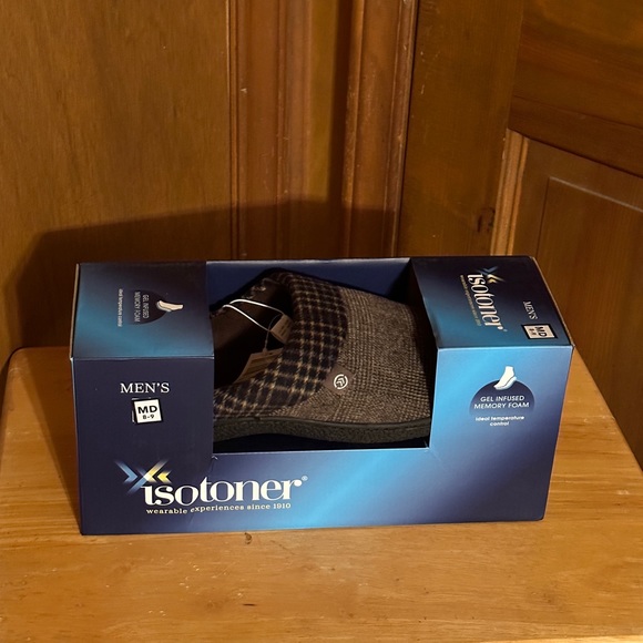 mens isotoner house shoes